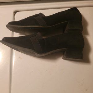 Women's Shoe black suede